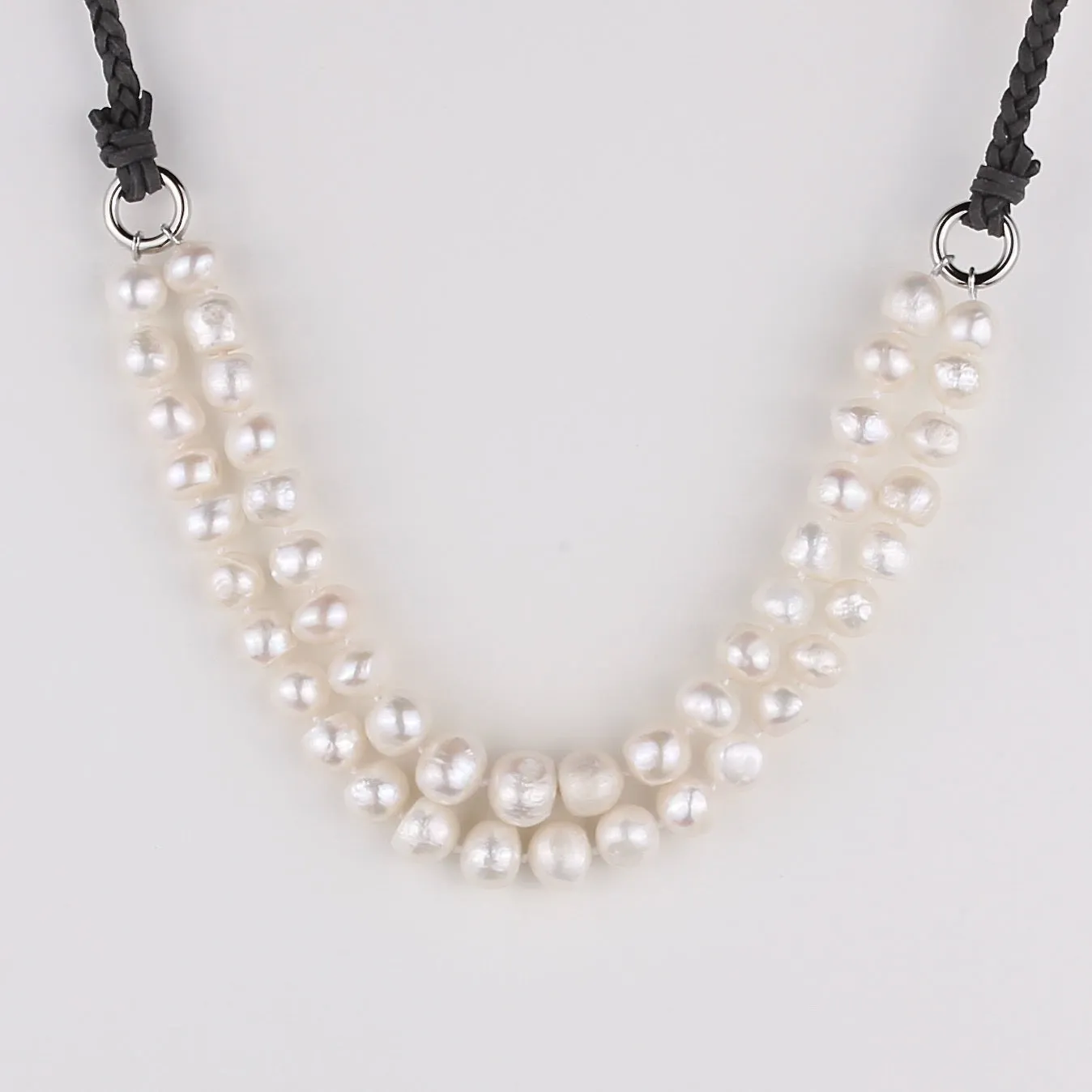 118-01-07 | SHORT BOMBAY NECKLACE (WHITE/GRAY)