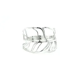 Delicate Feather Outing Ring