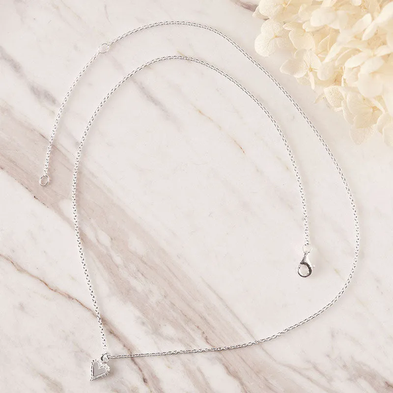 DELICATE HEART NECKLACE