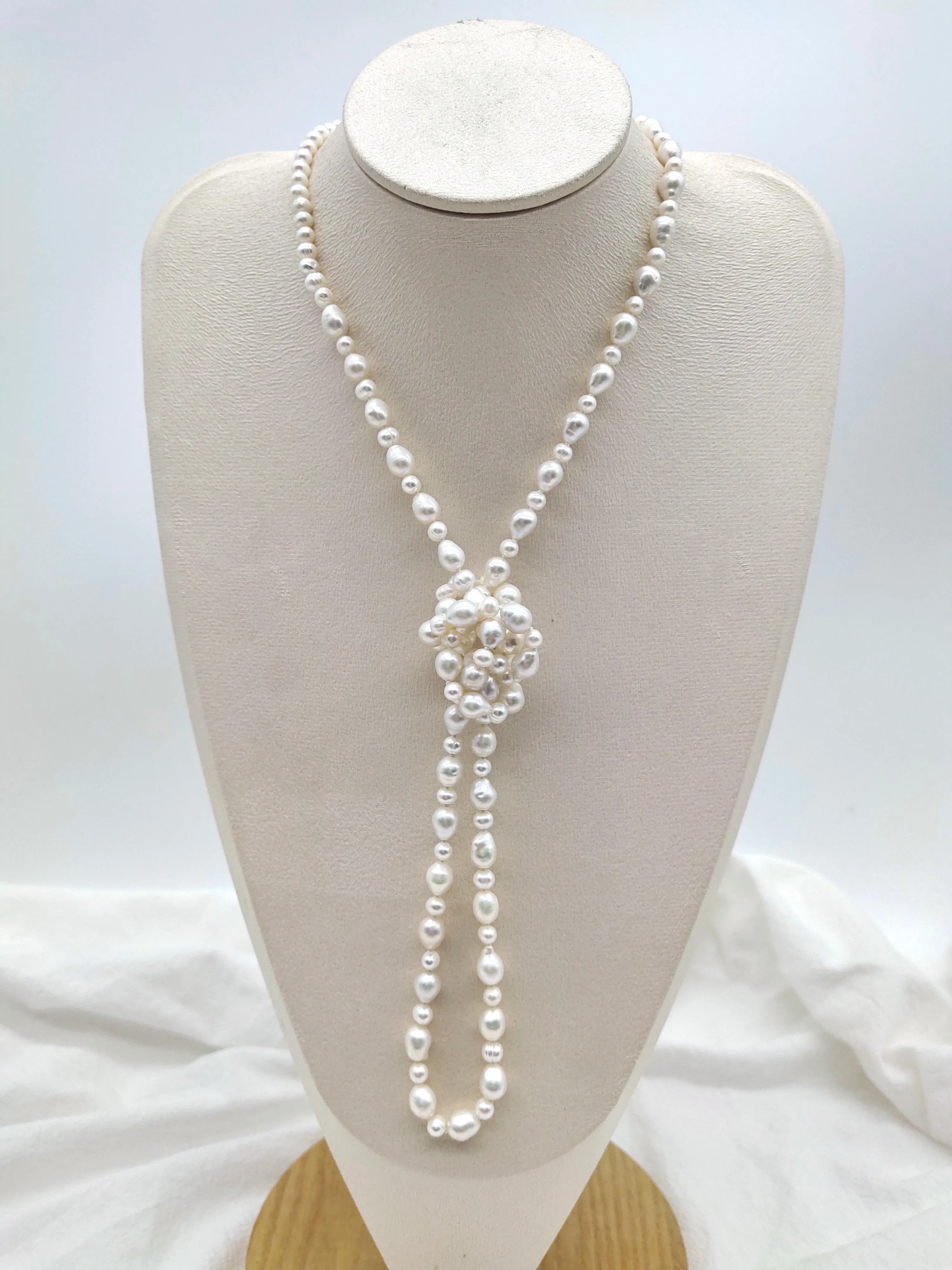 ELEGANT LONG NECKLACE - 90cm