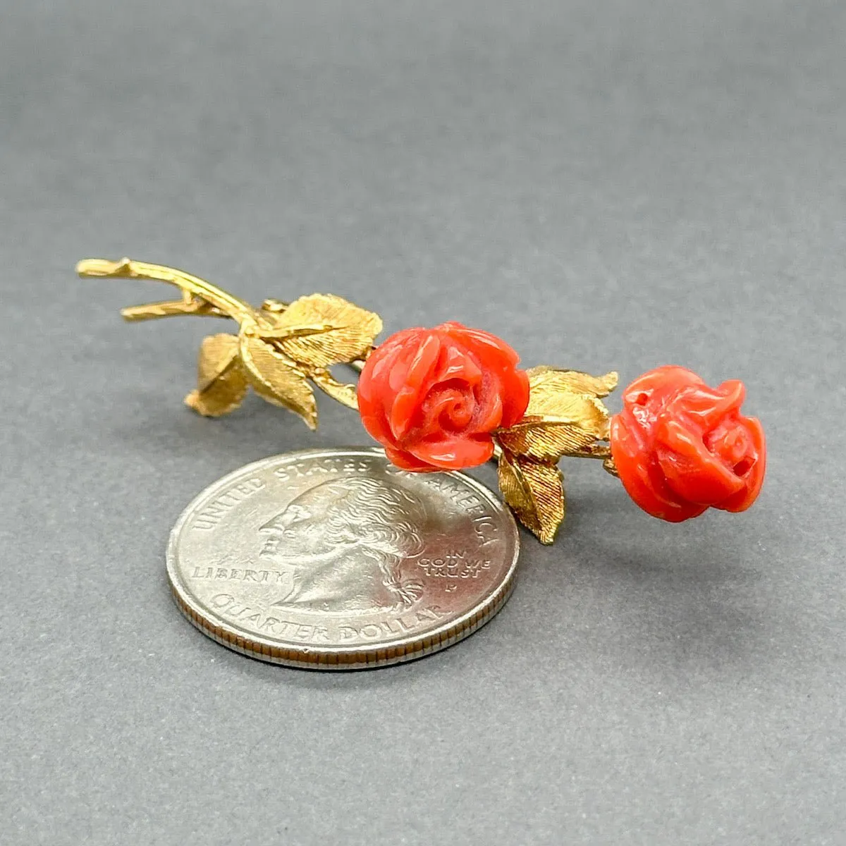 Estate Retro 18K Y Gold 8.00ctw Coral Flower Brooch