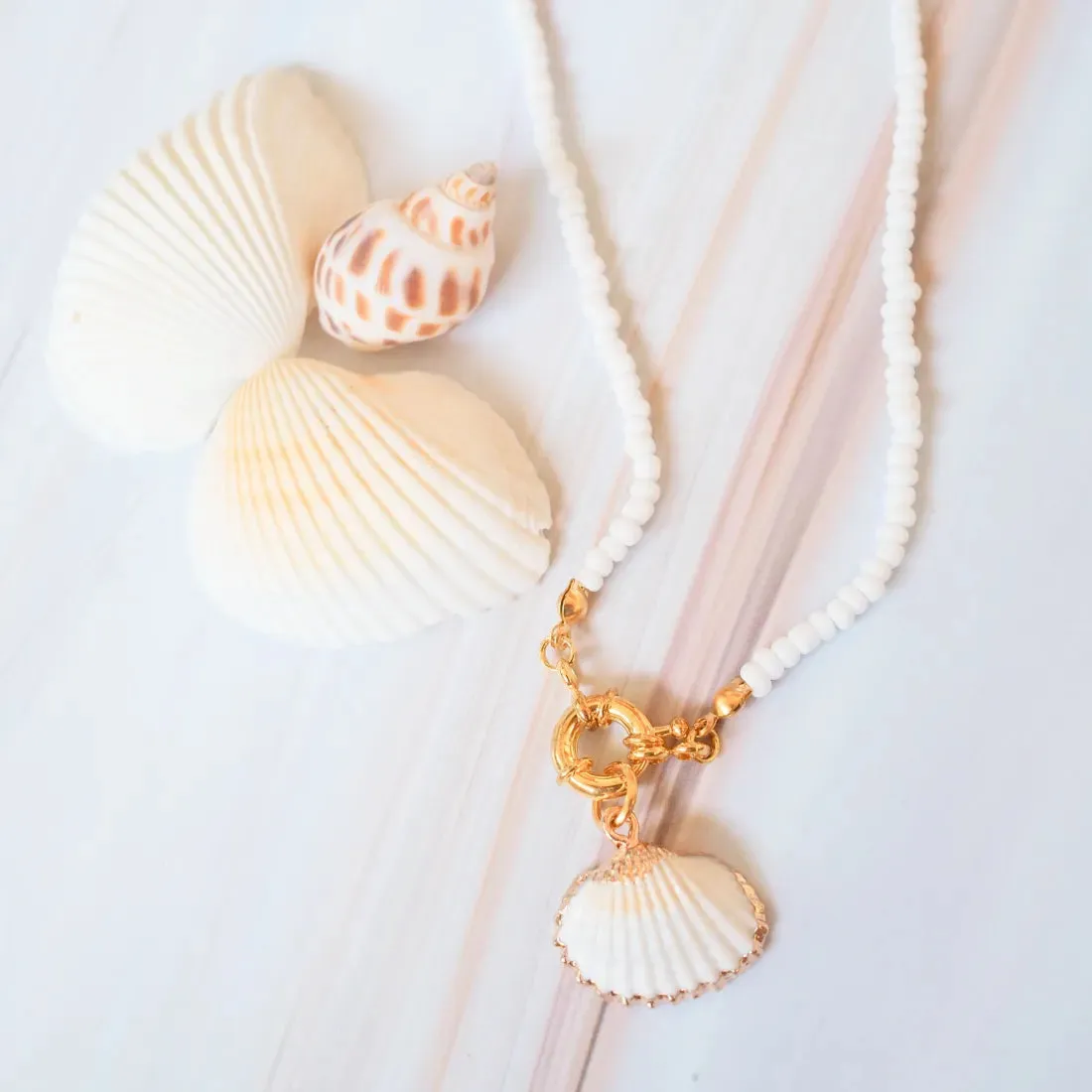 Kama'ole Seashell & Beads Necklace